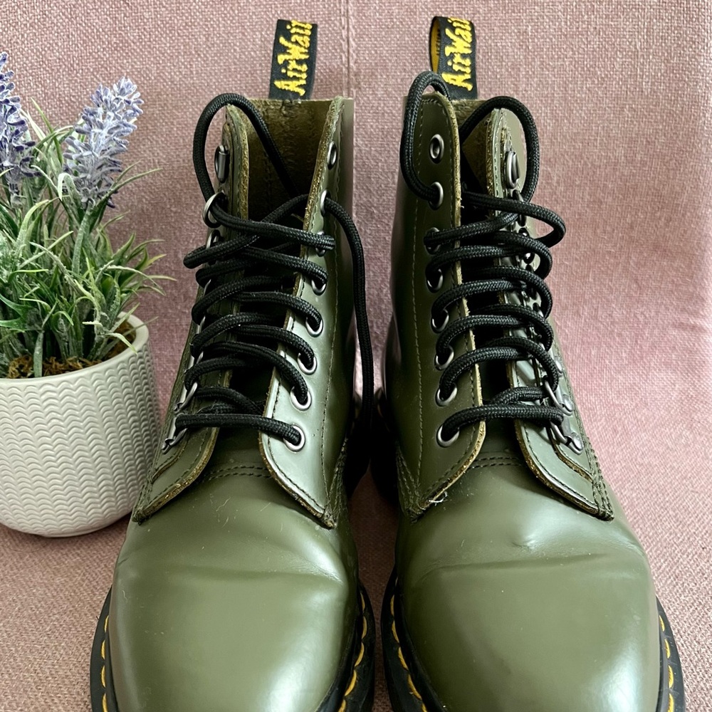 Dr. Martens
